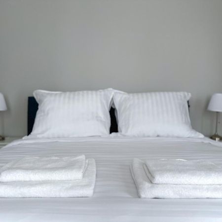 Sunny Castle Apartment บูดาเปสต์ ภายนอก รูปภาพ
